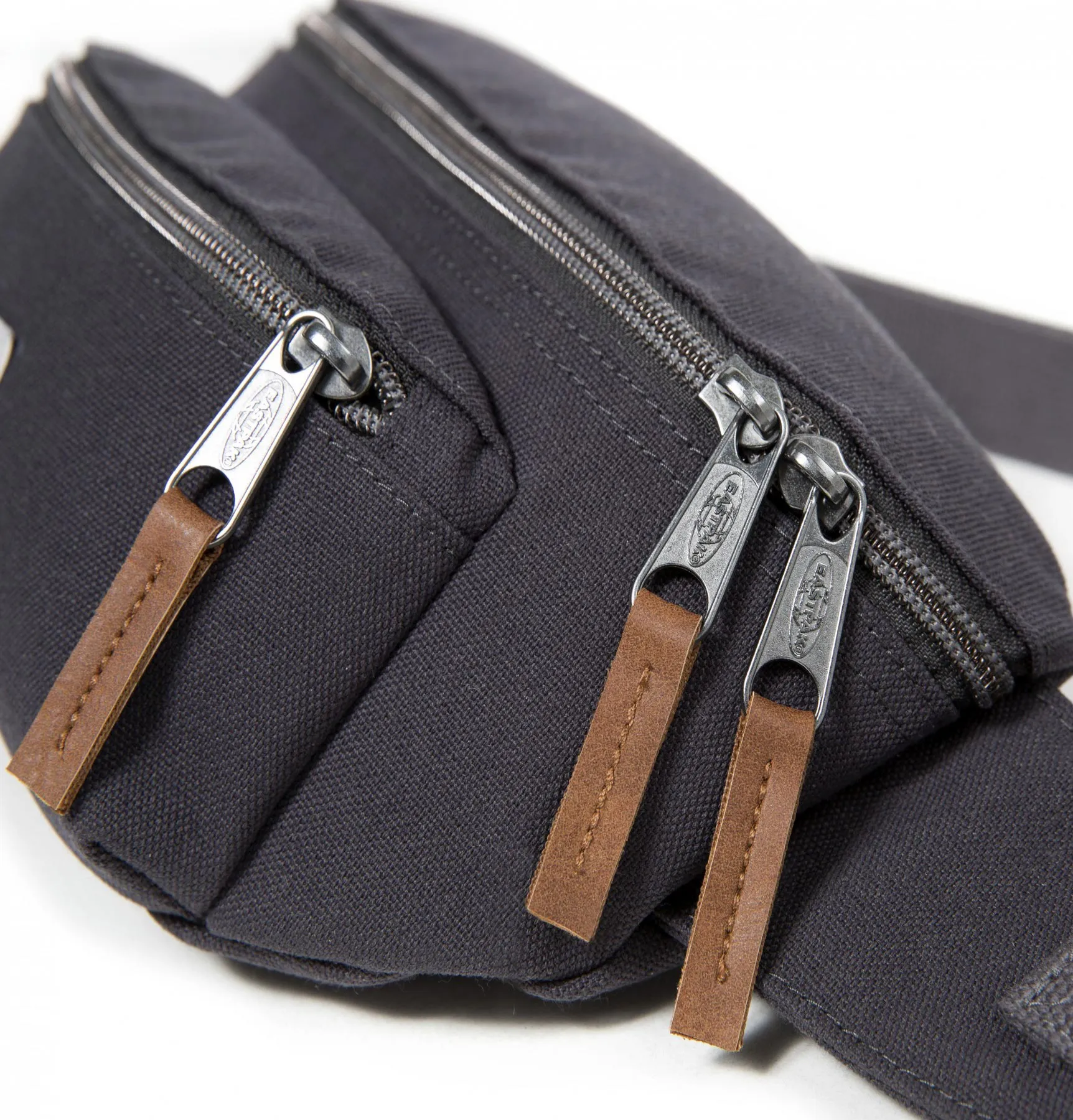 Eastpak Doggy Bag - Opgrade Dark