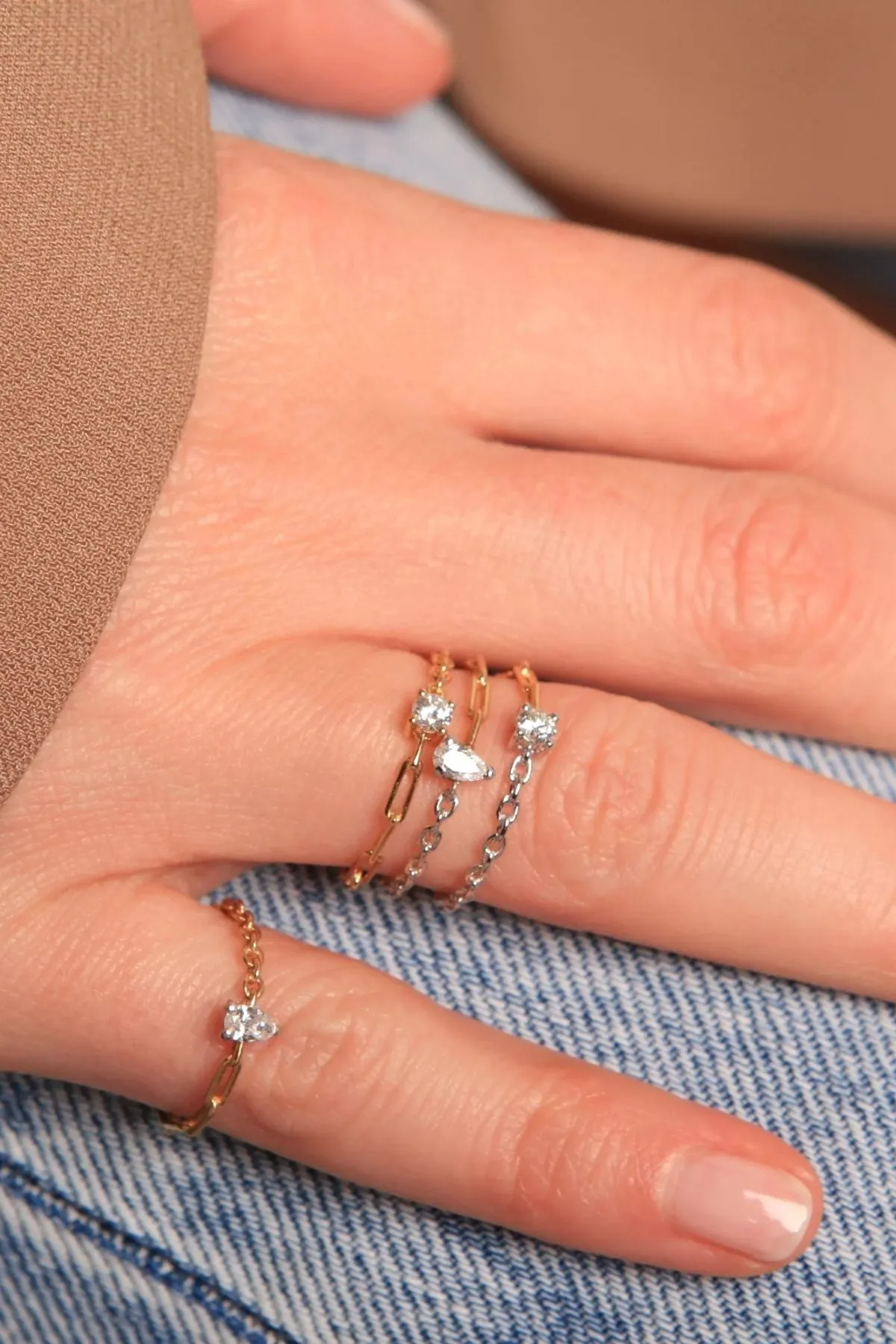 Yvonne Lon Solitaire Diamond Chain Ring - Yellow Gold